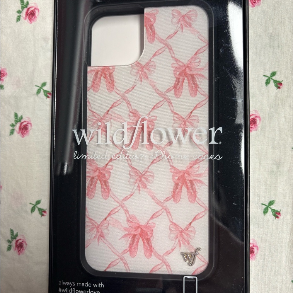 Wildflower iPhone 15 plus case 🎀
